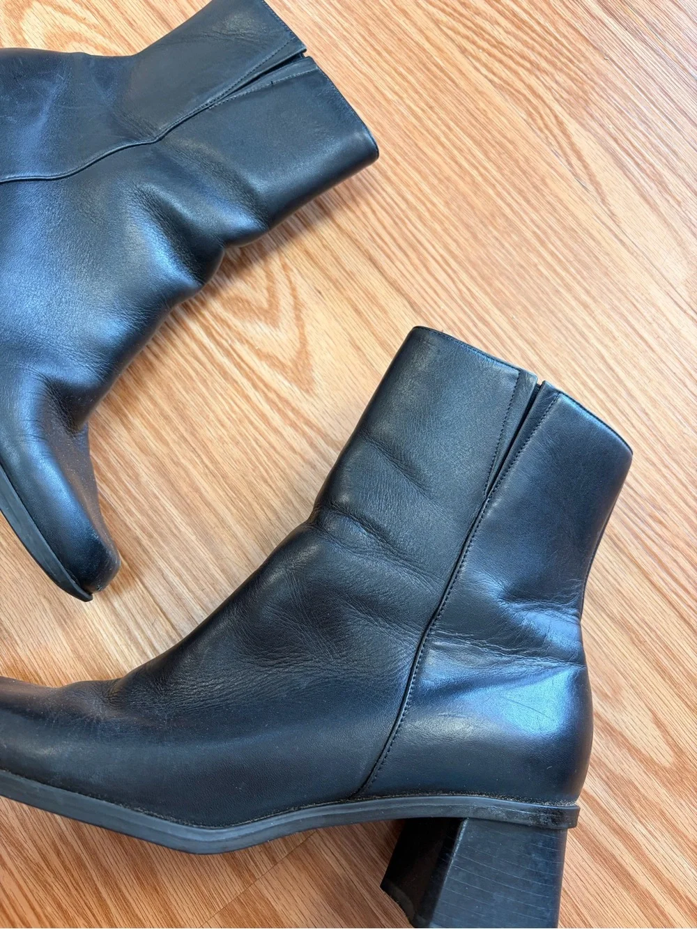Vintage Naturalizer Classic Black Leather Block Heel Ankle Boots